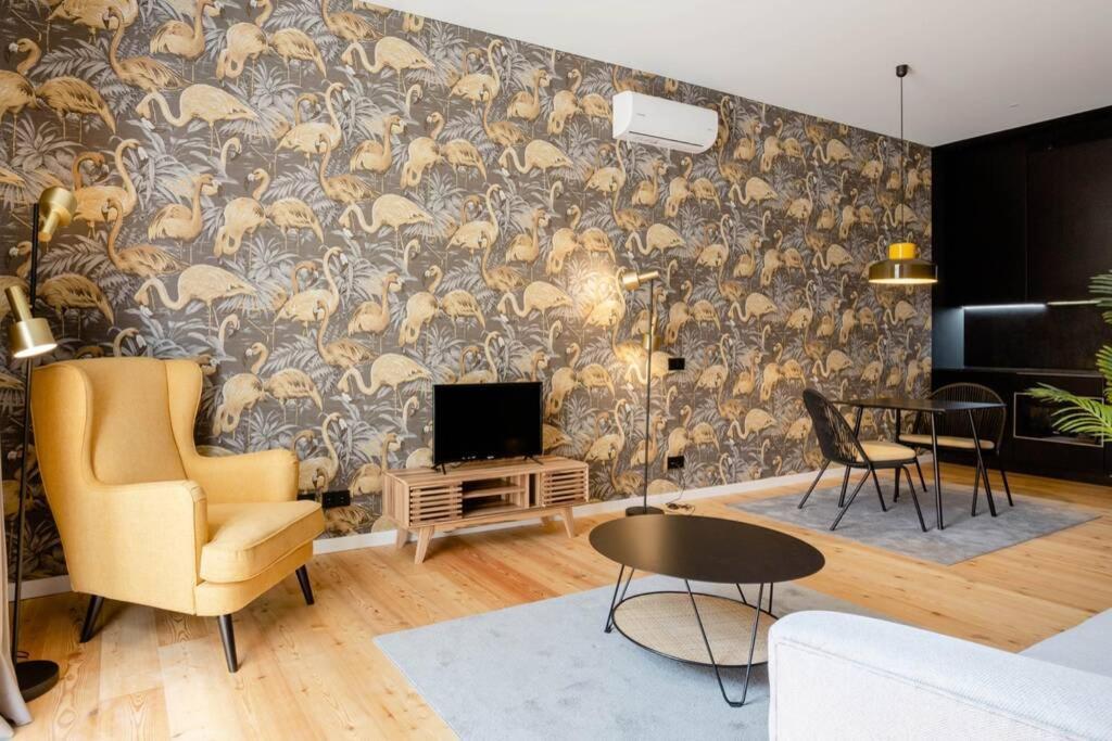 Boutique Rentals-Art & Charm II Apt W/ Terrace 포르투 외부 사진